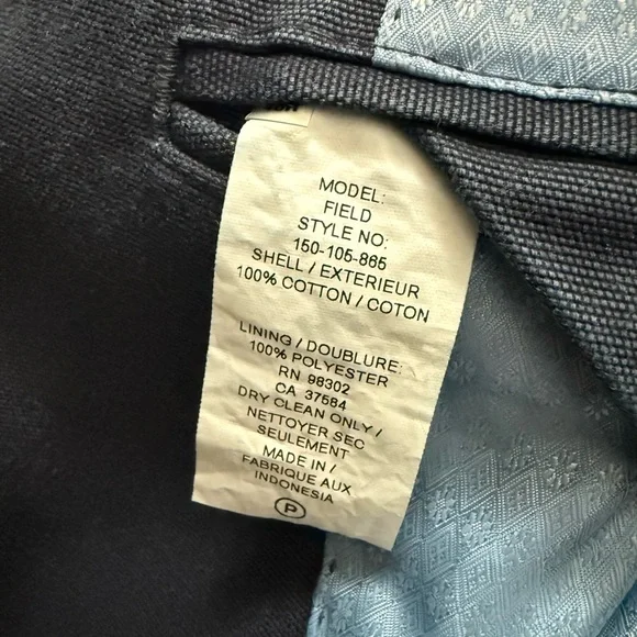 JKT New York Blue Blazer with Sporty Elegance-Versatile Style Size 46R worn ONCE